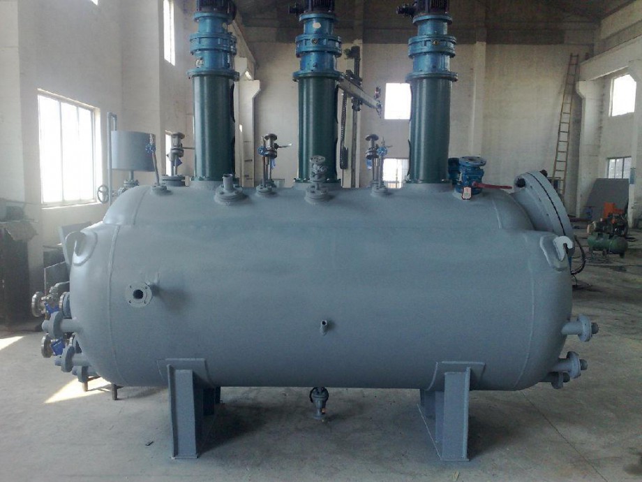 5000L外盤管加熱不銹鋼反應(yīng)釜